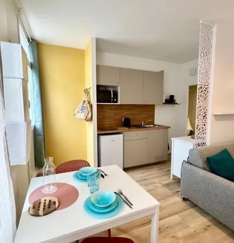 Centre Ville, Parking Securise Apartment