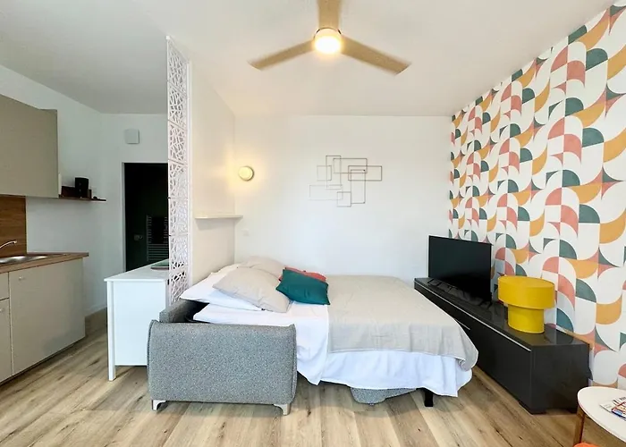 Centre Ville, Parking Securise Mont-de-Marsan