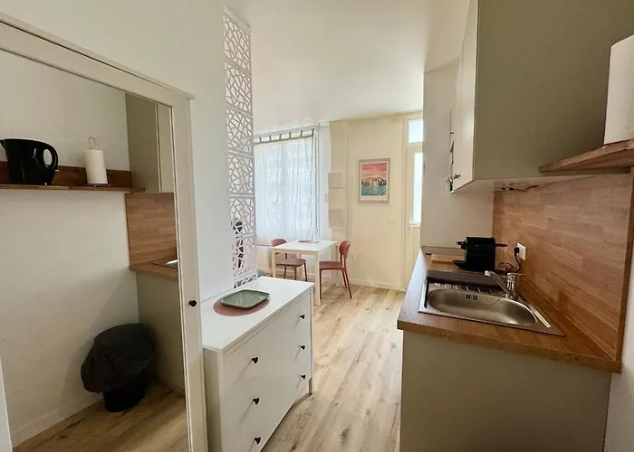 Centre Ville, Parking Securise