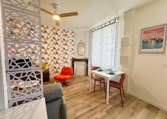 Centre Ville, Parking Securise Apartment